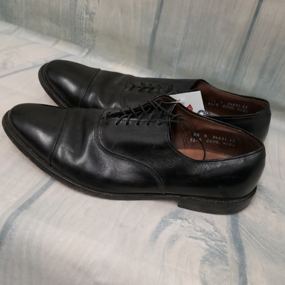 Allen Edmonds Black Leather Oxfords